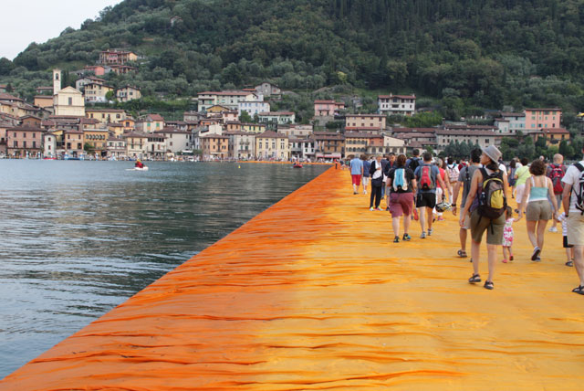 The floating piers